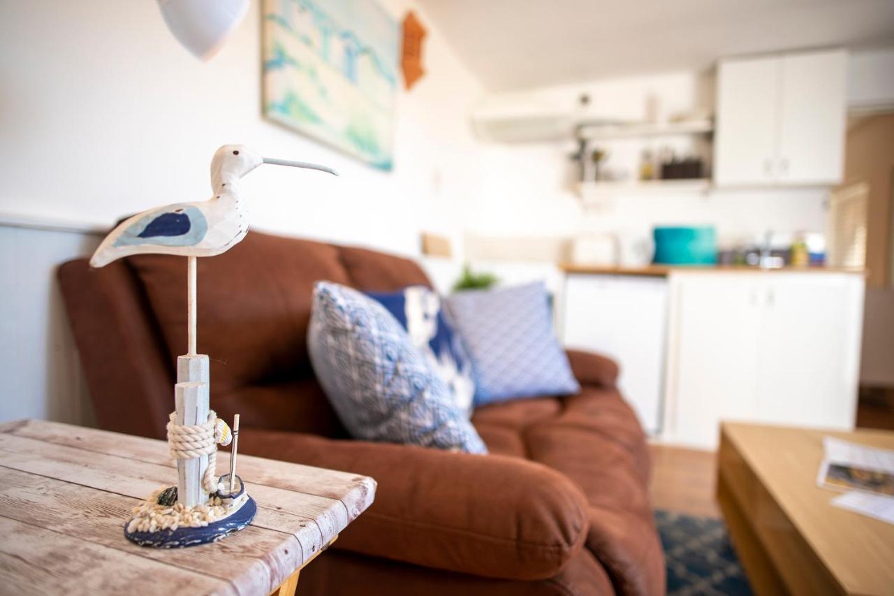 Beachcomber Cottages باليكونيلي المظهر الخارجي الصورة