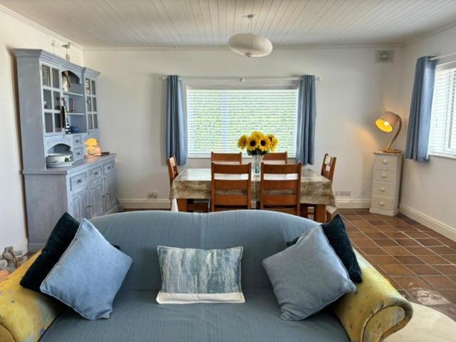 Beachcomber Cottages باليكونيلي المظهر الخارجي الصورة